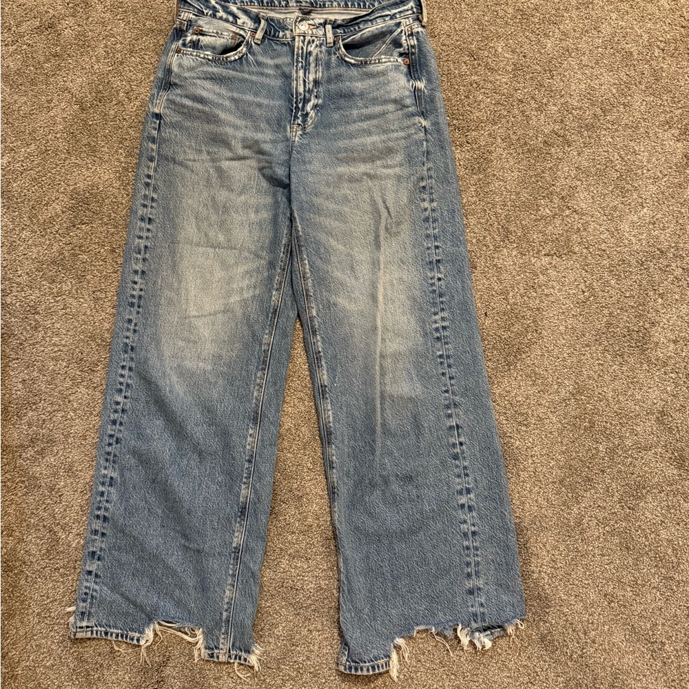 NEW; SIZE 6; American Eagle WOMENS Blue Flare Wide Leg Jeans